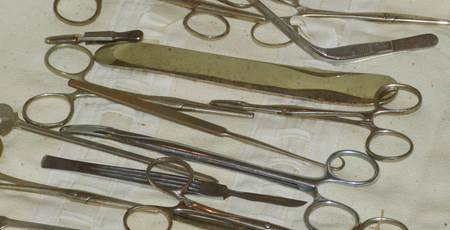 Medical equipment image courtesy of Pixabay