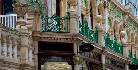 Arcade in Leeds image copyright Mario Sánchez Prada licensed under CC for commercial use via Flickr