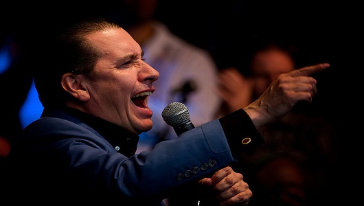 Jools Holland by Stuart Richards via Flickr 530 x 300